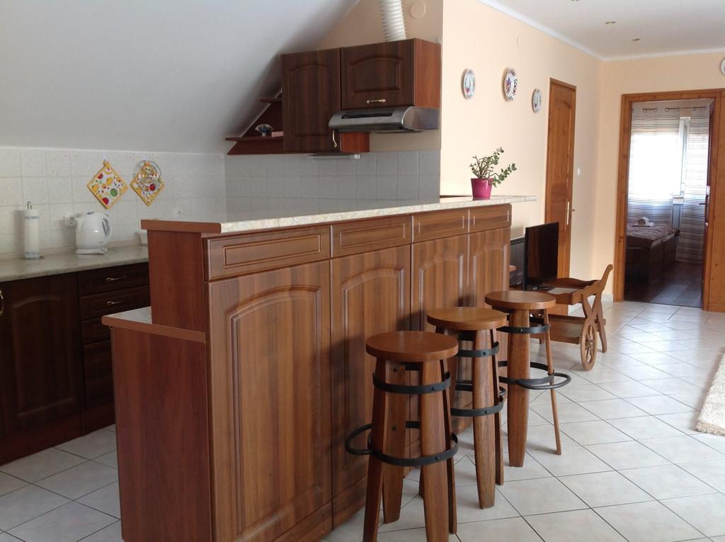 Attila Apartmanhaz Hotel Heviz Phòng bức ảnh