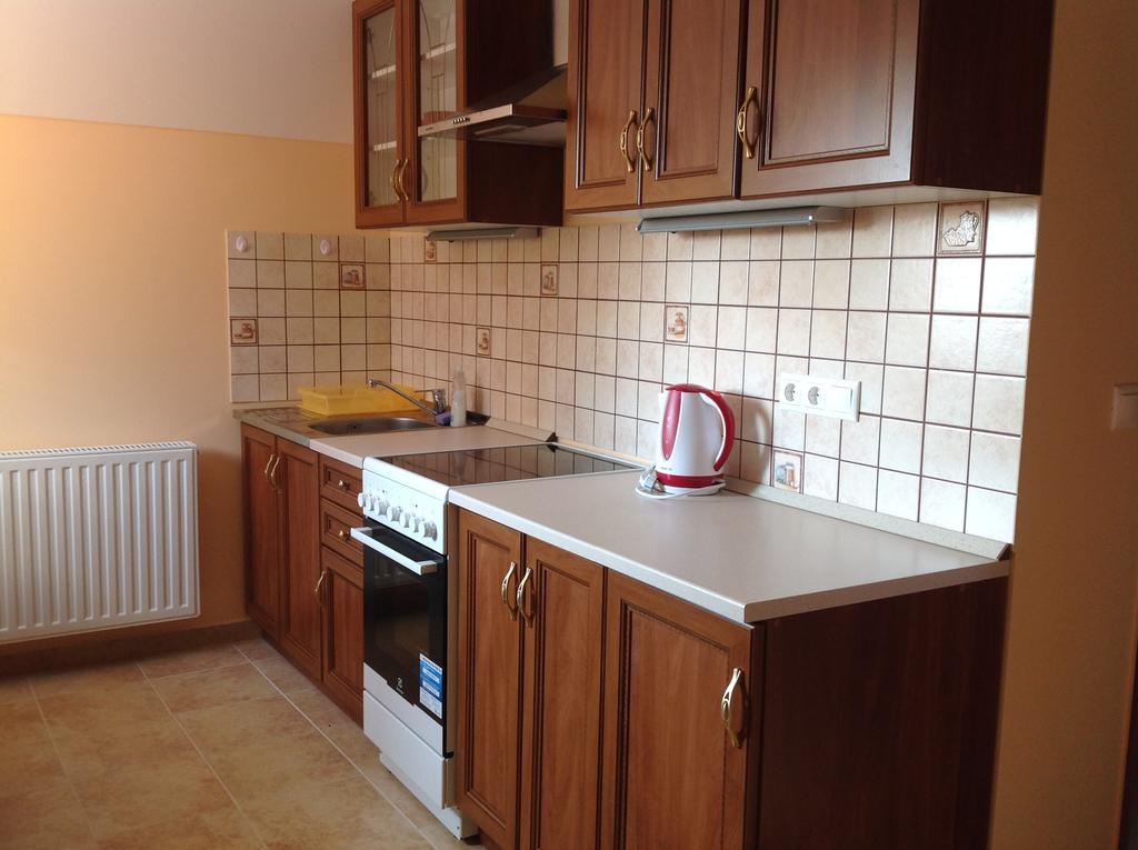 Attila Apartmanhaz Hotel Heviz Phòng bức ảnh